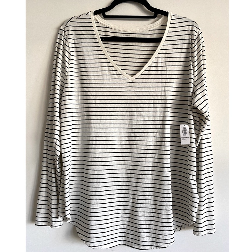 NWT Old Navy White with Black Stripes Everwear Long Sleeve Tee - Size XL